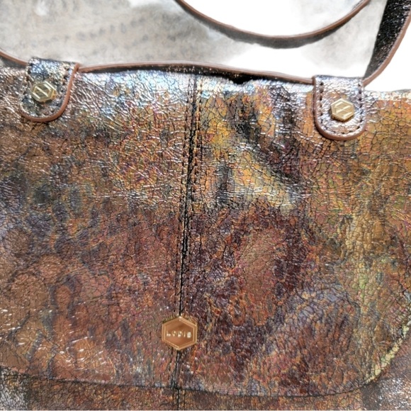 LODIS METALLIC LEATHER CROSSBODY BAG - Picture 4 of 6